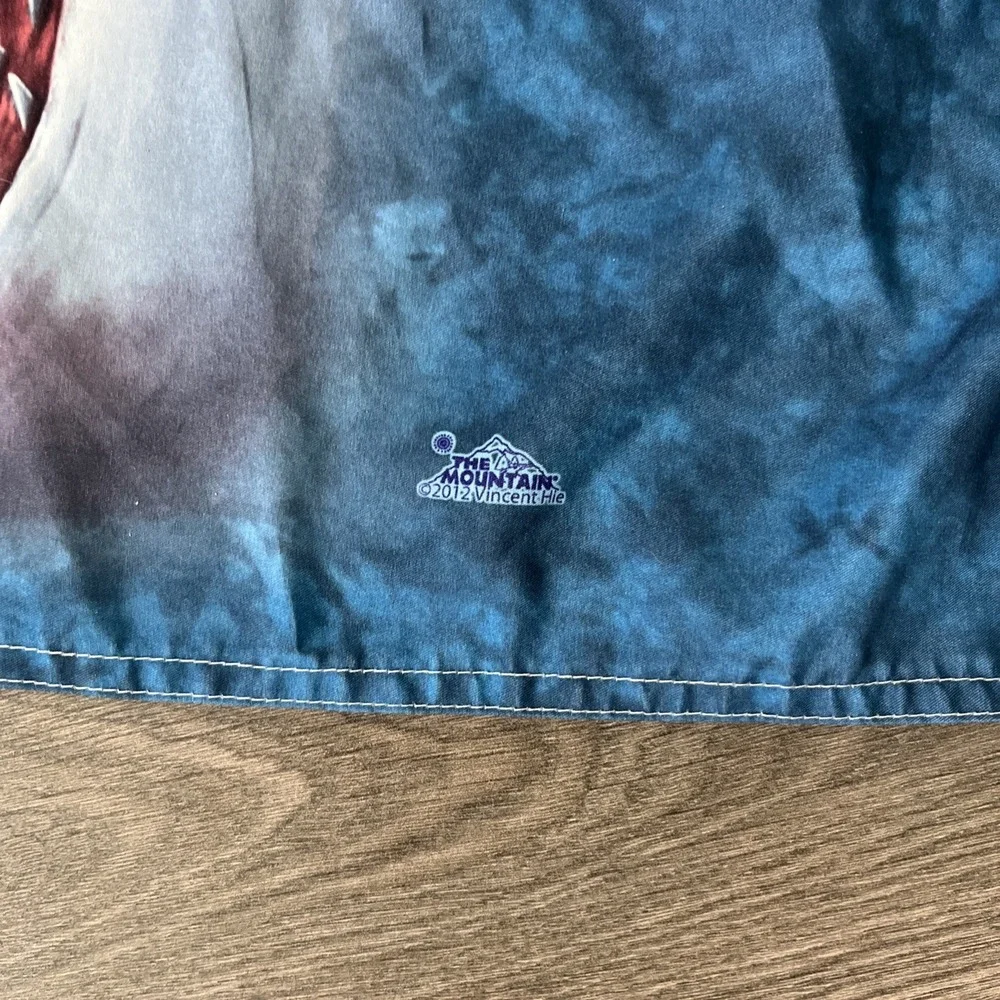 The Mountain Boardshorts Mens Sz 38 Blue Shark Graphic